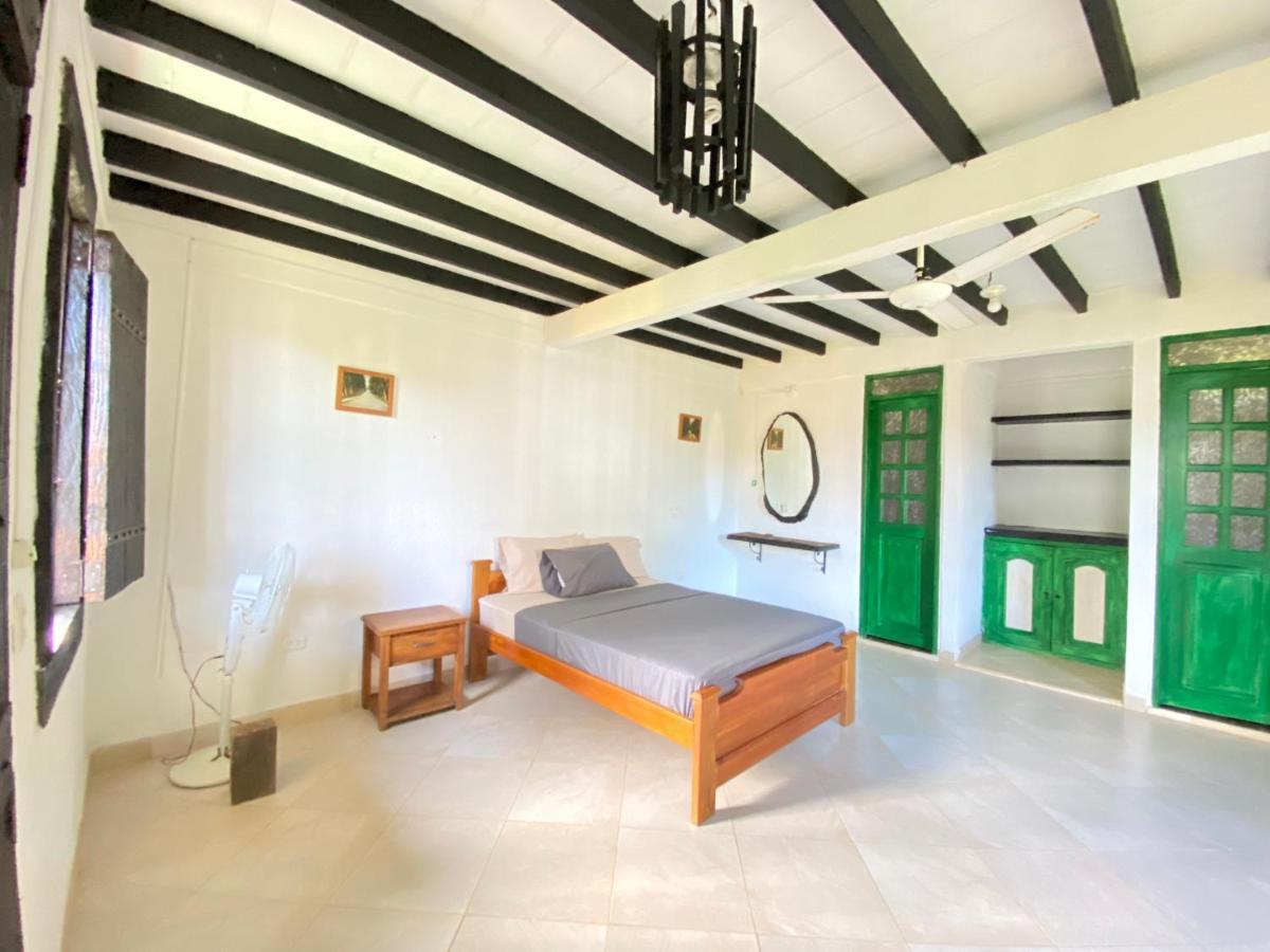 Hostal Portal Del Sol Capurgana Luaran gambar
